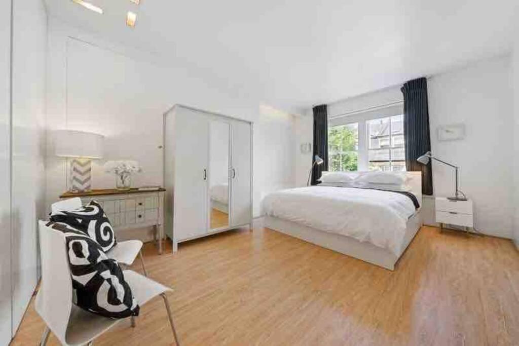Luxury Apartment In Belsize Park Londres Extérieur photo